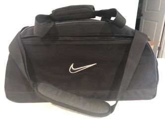 Nike duffel bag