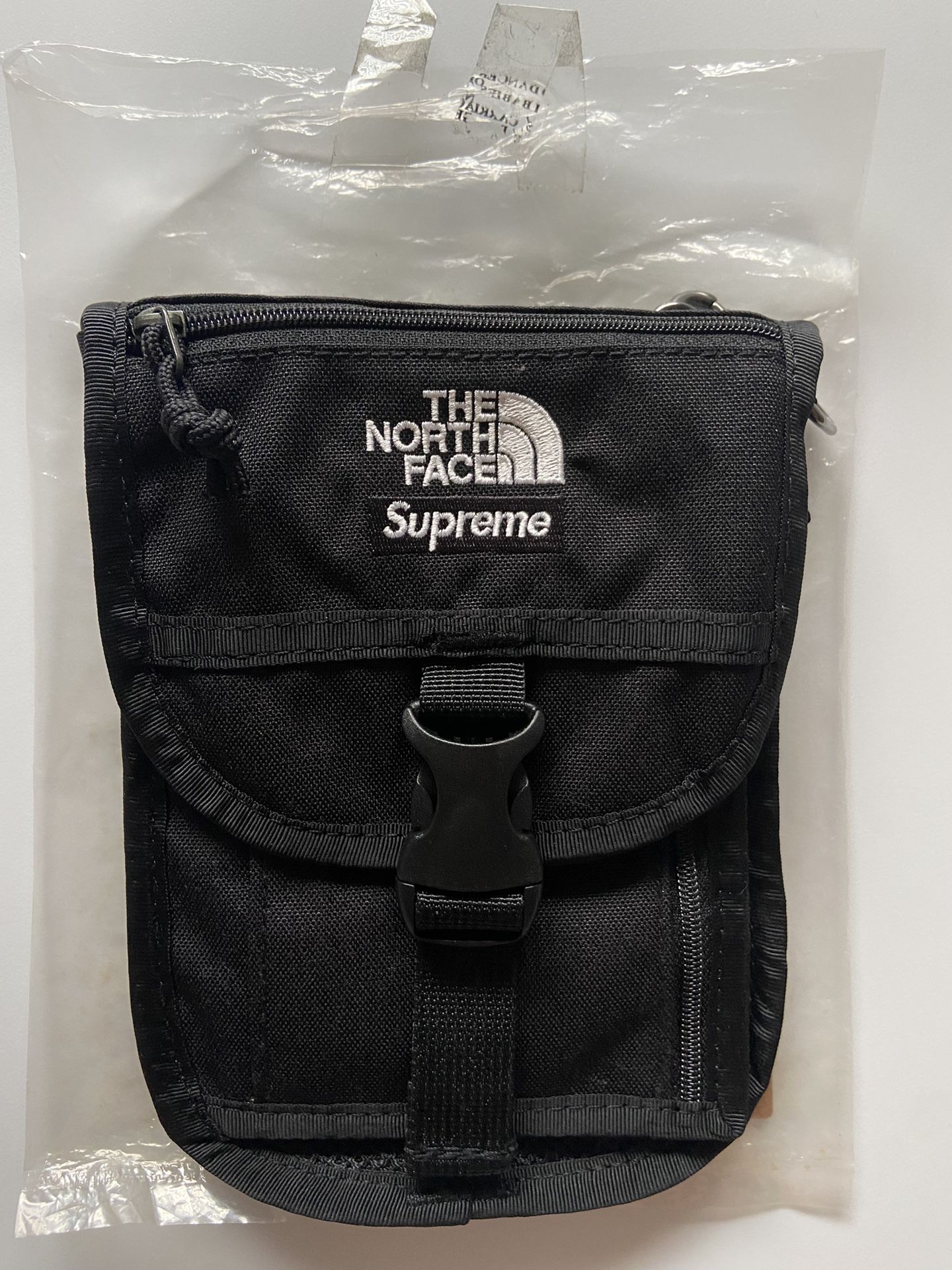 Supreme The North Face RTG Utility Pouch SS20