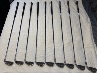Ping Eye 2 Black Dot Iron Set
