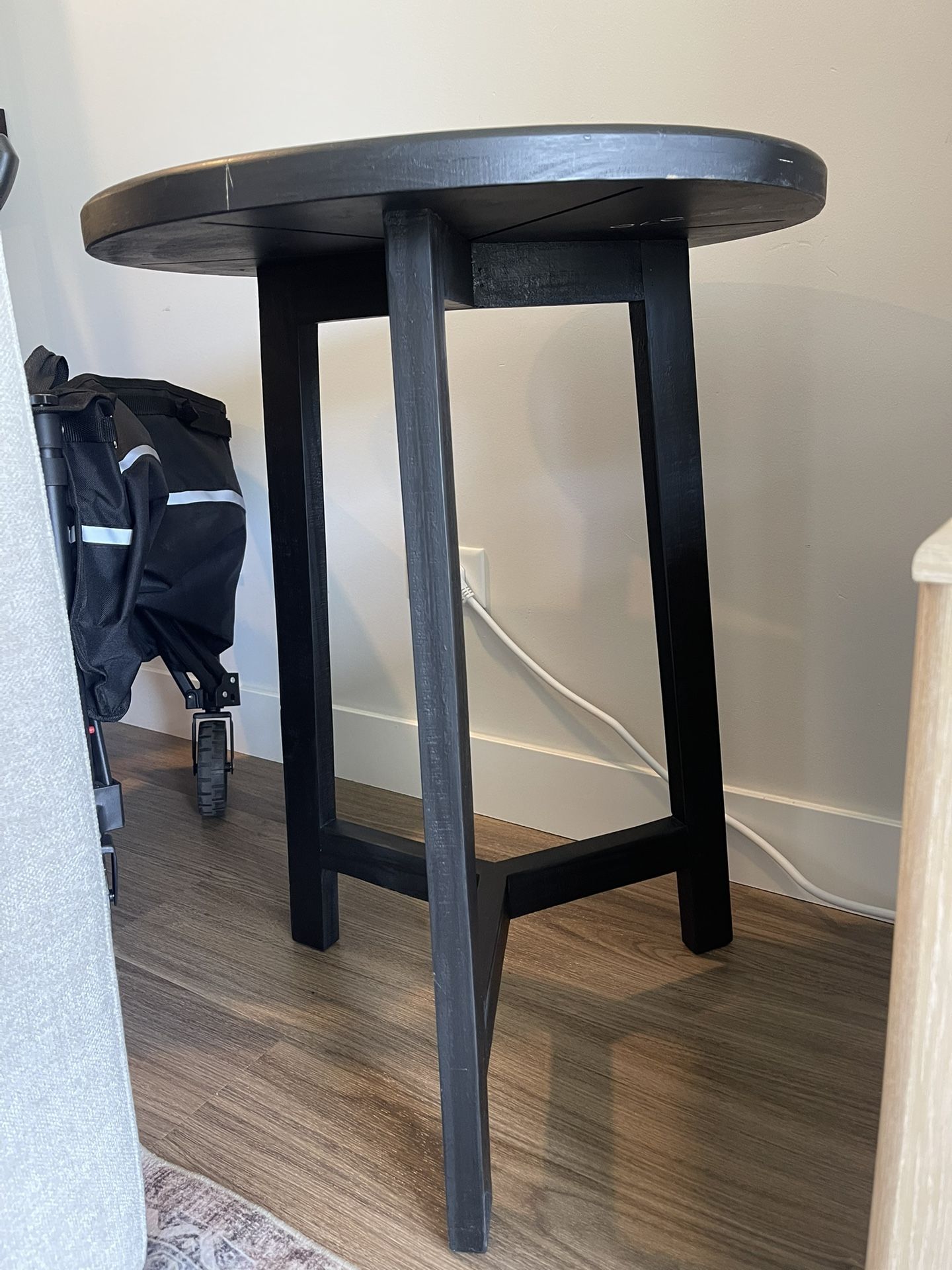 End/ Side Table