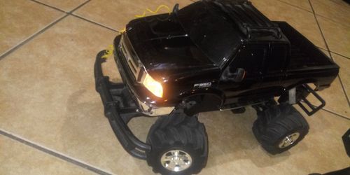 Ford f350 XLT remot bettery charger and truk nice condition