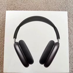 AirPod Maxes