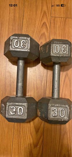 30 pound dumbell
