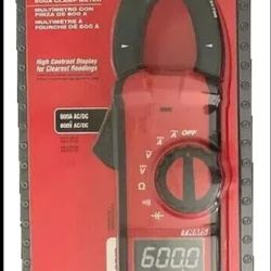 Milwaukee 600 amp AC/DC Clamp meter