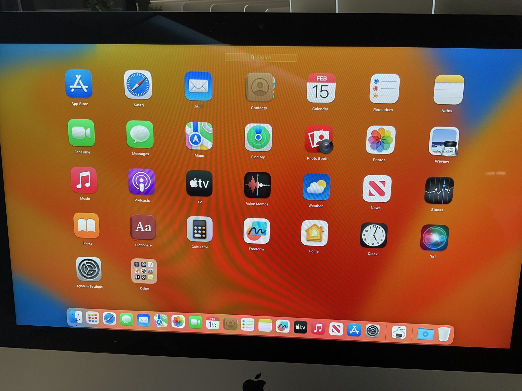 Apple iMac 21.5 inches- MacOS Ventura