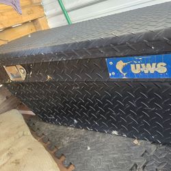 SMALL TOOL BOX  $125 WITH KEY