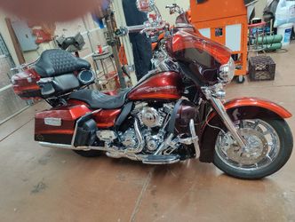 2009 Harley Davidson Ultra classic electric glide CVO