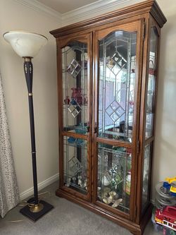 Curio Cabinet 5 shelves