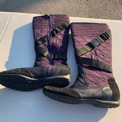 Nine West Womens Purple And Black Boots Suitable For Rain 