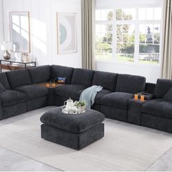 Modern Gray Sectional Sofa with USB, Cup Holders & Ottoman – Great Condition