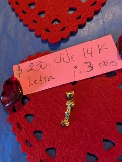 $230. Dije De La Letra. i.  Oro 14 Kilates.  3  Oros