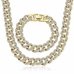 Cuban link iced out set $80