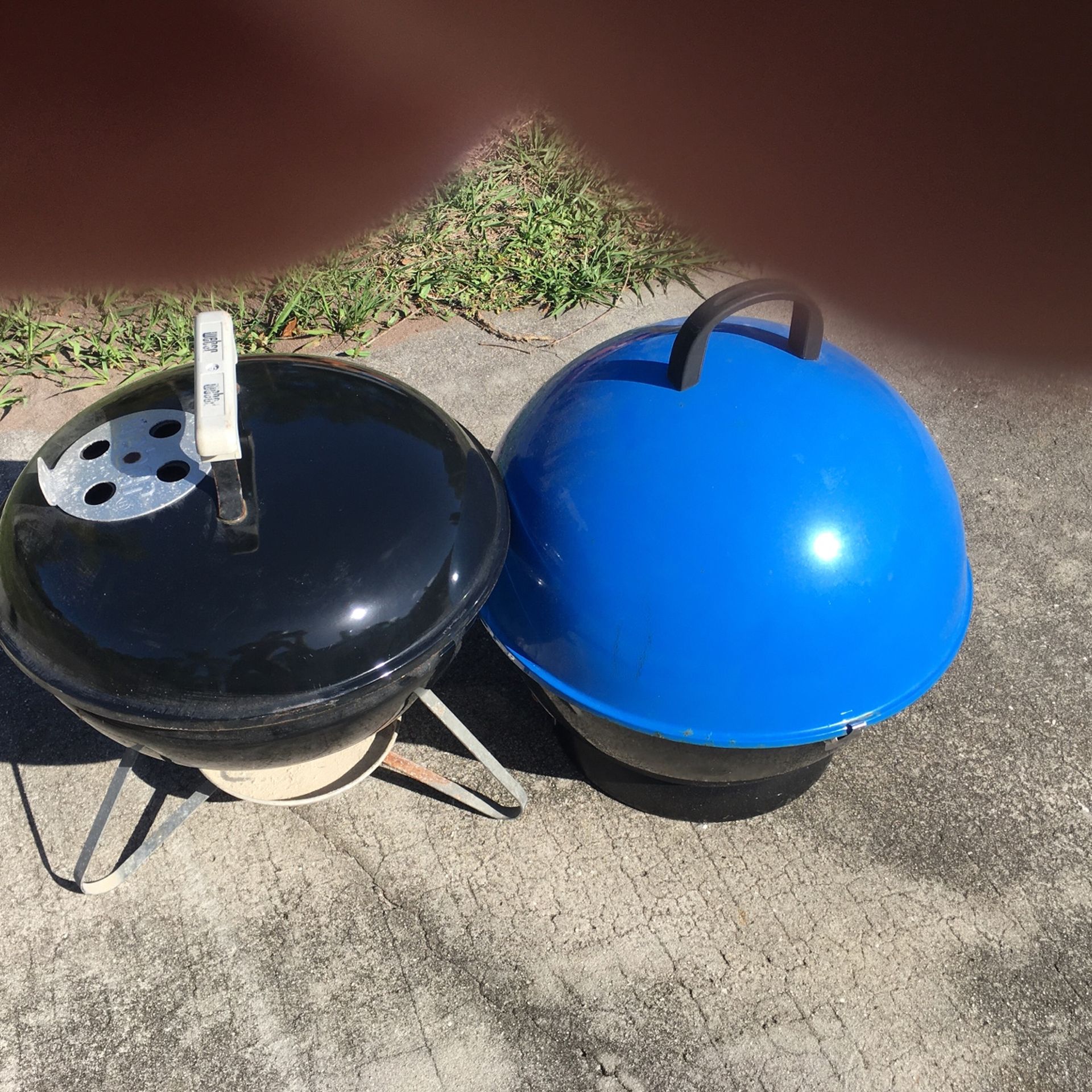 To barbecue grills