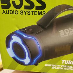 BOSS AUDIO TUBE SYSTEM SPEAKER BLUETOOTH PORTABLE WITH CABLE CHARGER