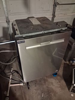 Maytag Stainless Steel Built-In Dishwasher