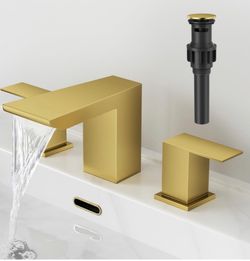 3-Hole Bathroom Faucet gold