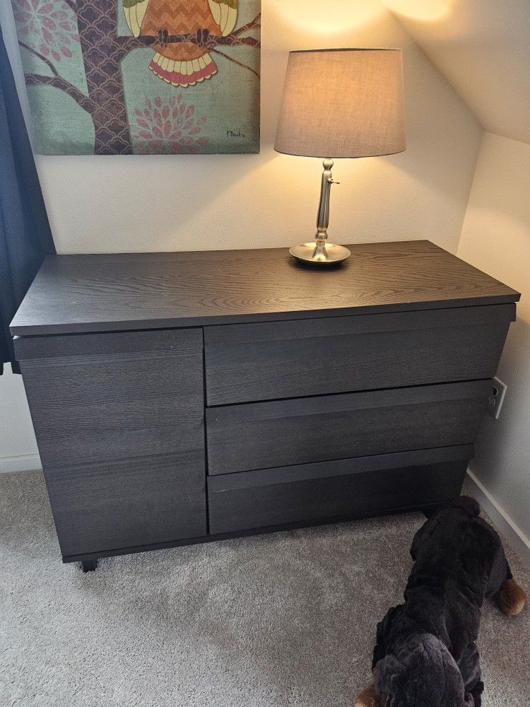 Ikea Slow CLose Dresser