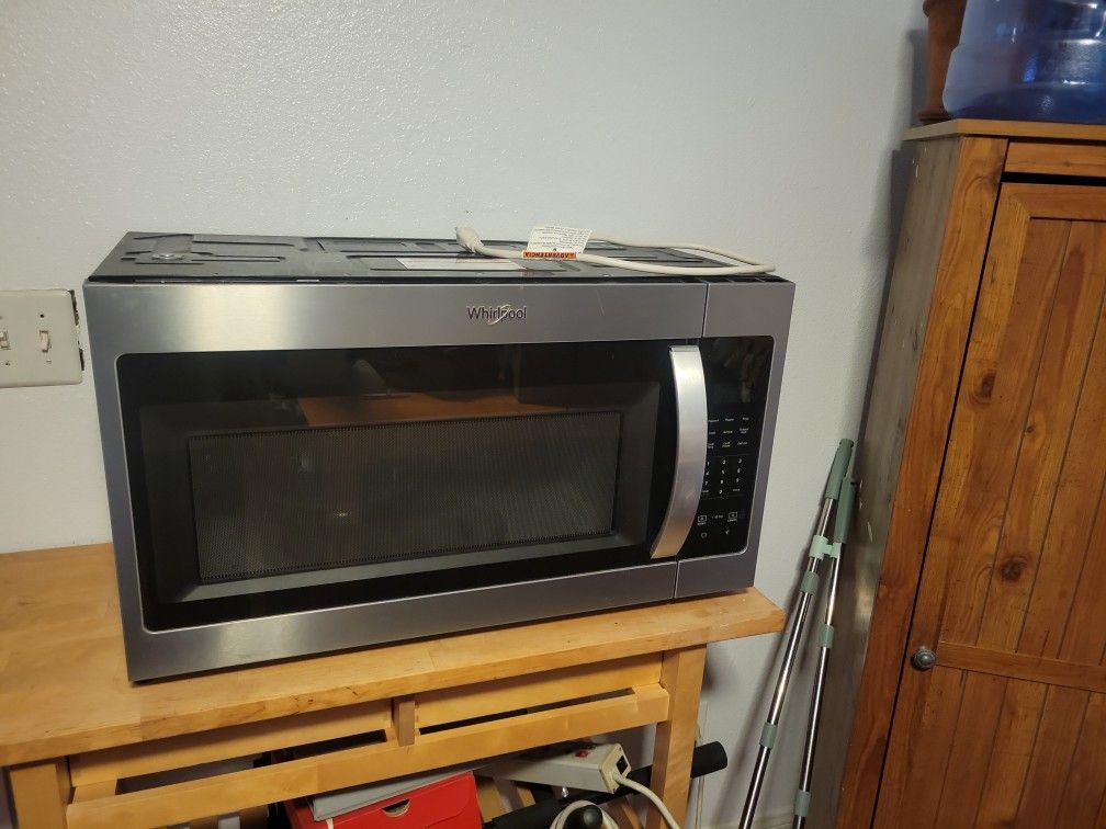 Large Whirlpool Microwave
