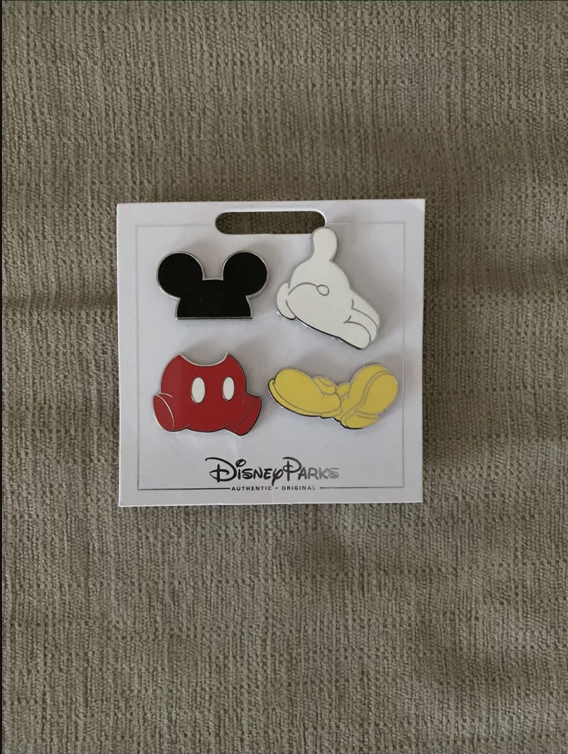 Walt Disney World Mickey Mouse Pin Set