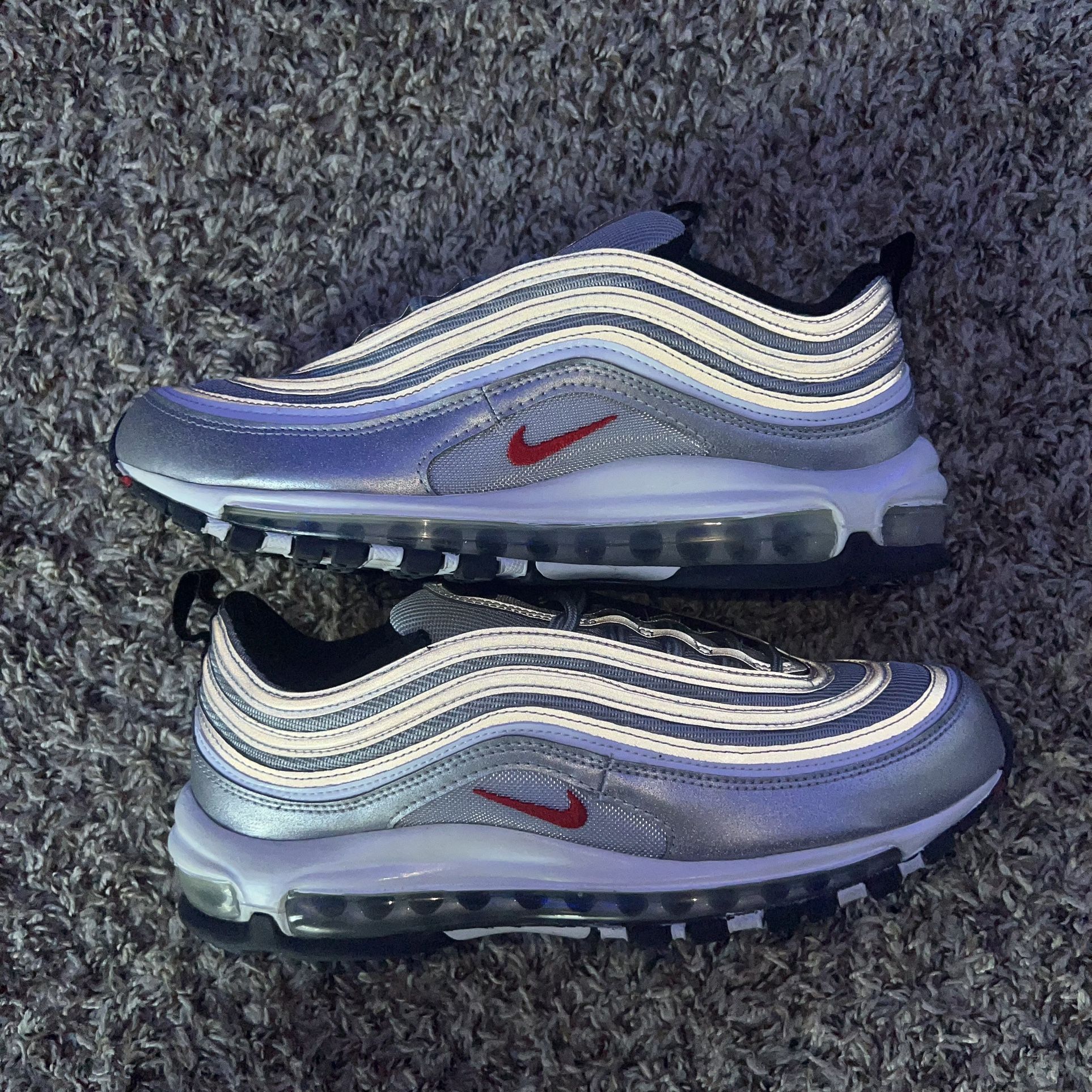 Nike Air Max 97 Silver Bullet Size 9.5 Mens (PLEASE READ DESCRIPTION BEFORE ASKING ANY QUESTIONS)