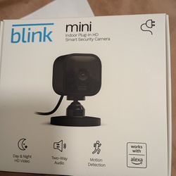 Blink Mini Indoor Plug In HD Smart Security Camera 