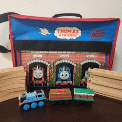 Thomas Around The Tree Train Set