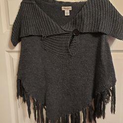 Mananita Sweater $15