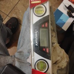 Husky Digital Level 