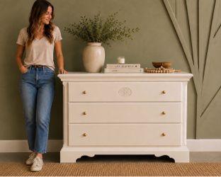 Bassett White Truffle • Three-Drawer Dresser