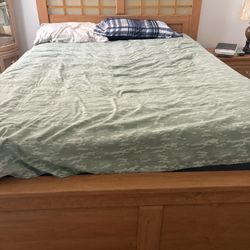 Queen Bed With Dresser and Mattress 