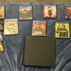 Playstation 4 Bundle With Controllers And Games.