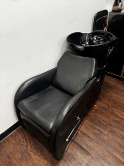 Black Salon Shampoo Bowl & Chair Unit