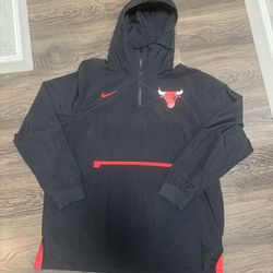 Size: XXL - Bulls Windbreaker NikePull Over Jacket