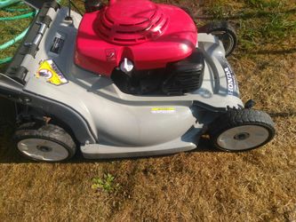Honda harmony 215 5.0 lawn mower sale