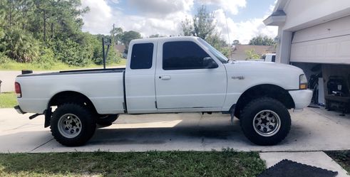 Lifted 2001 Ford Ranger