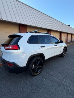 2017 Jeep Cherokee