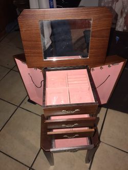 Antique Vintage Jewelry Box