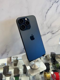 iPhone 15 Pro 256GB Unlocked Pre-owned
