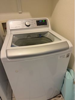 Washer and dryer set