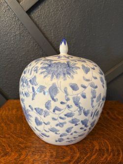Vintage large ginger jar