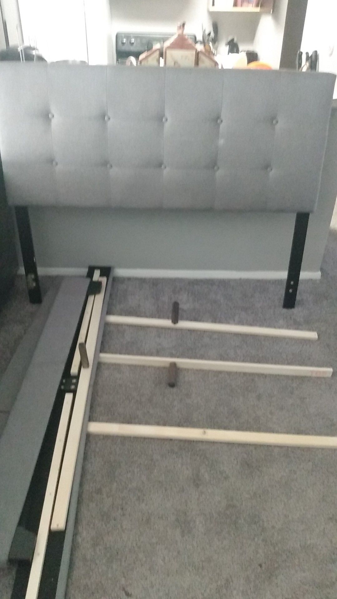 Headboard bed frame