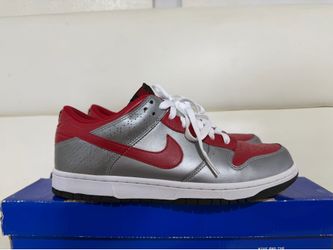 Nike dunk low Ultraman 2009 size 9 nike sb dunk low high mid