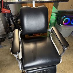 Barber chair