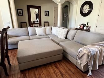 Ashly Large Grey Sectional with extra large ottoman