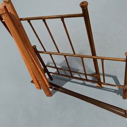 Antique Brass Bed full size bedframe