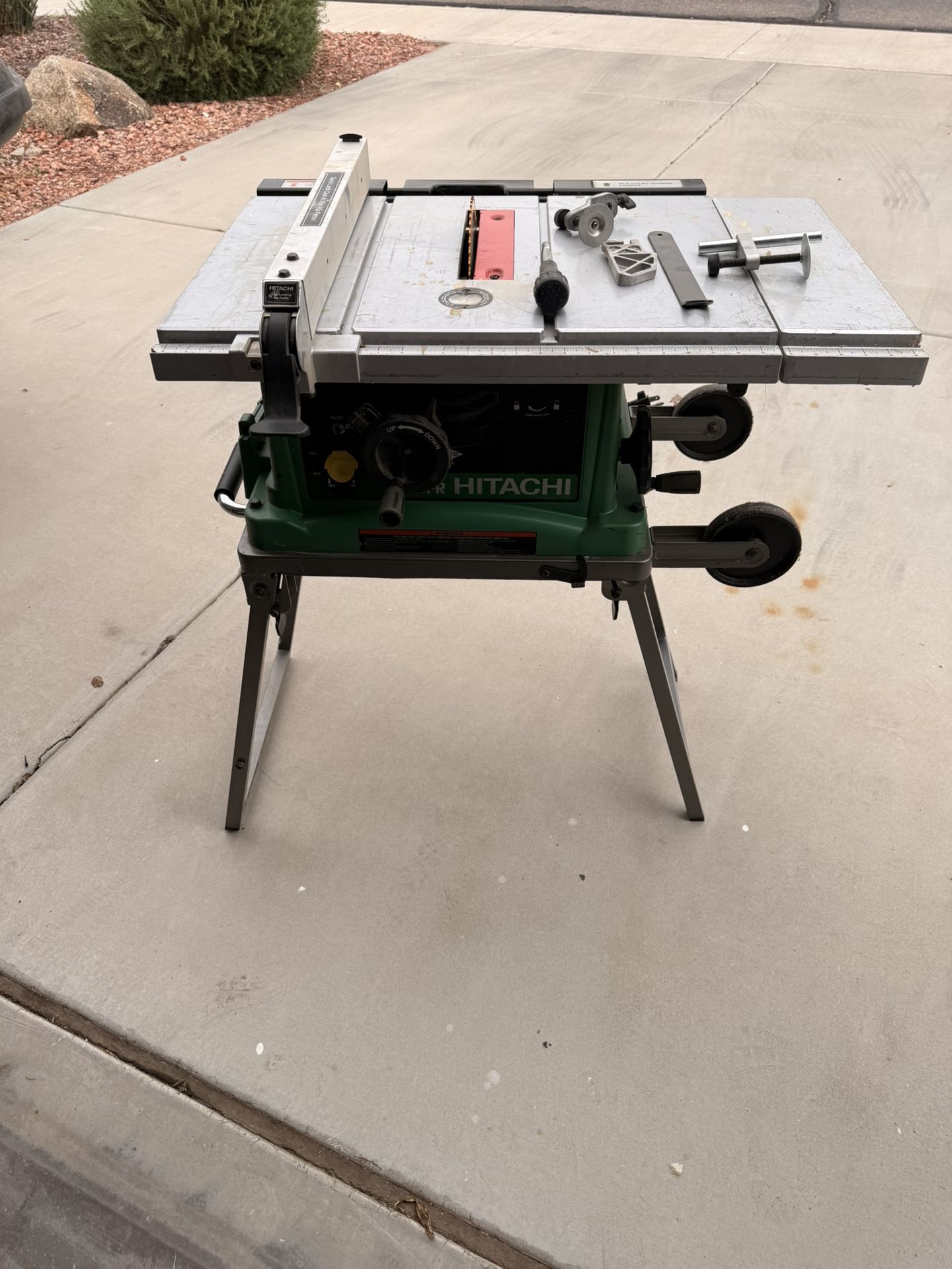 Hitachi Table Saw