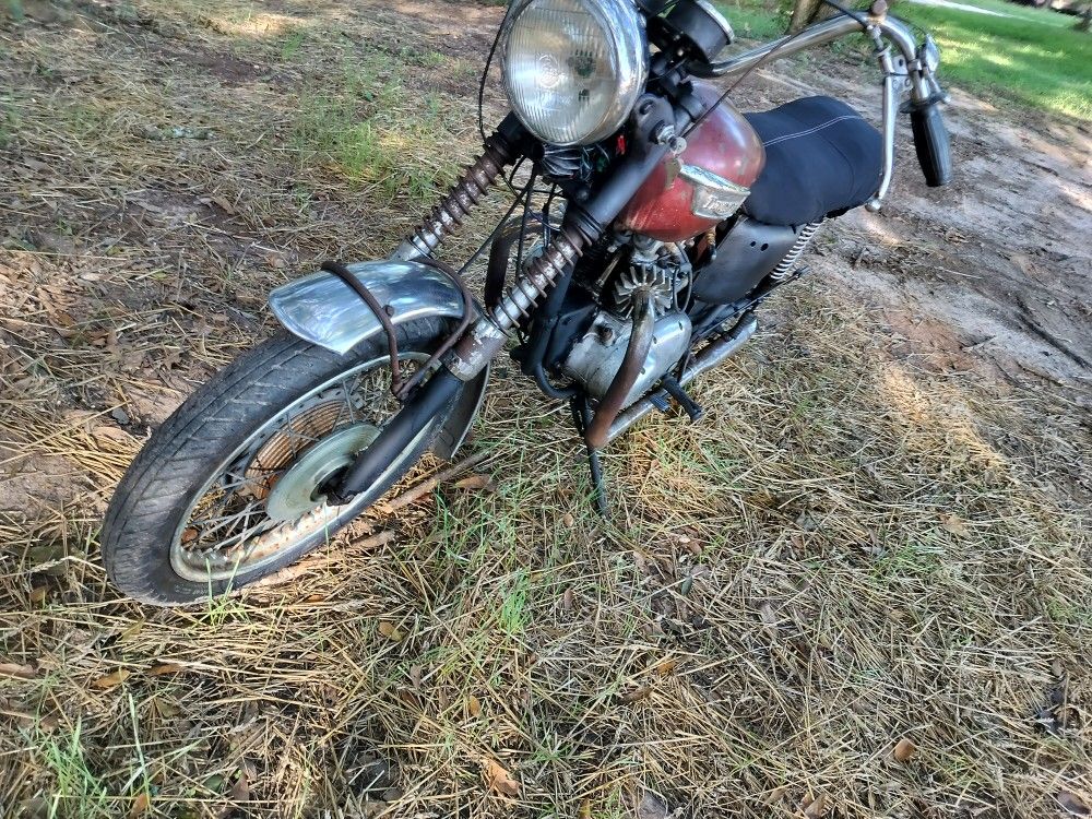 1971 Triumph Daytona. 