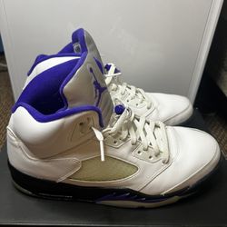 Men’s 10.5 Jordan 5 Dark Concord 