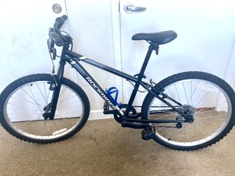 NEw BikeMen Decathlon - Rockrider Mountain Bike ST 100, M, 27.5", Black