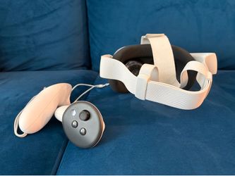Meta Quest 3s VR Headset – Like New – $220
